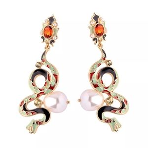 Amber Pearl Snake Earrings